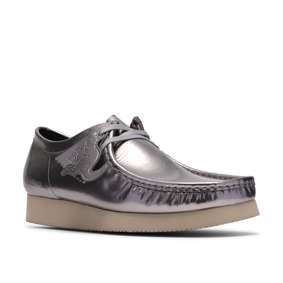 Clarks M Wallabee 2604 silver patent