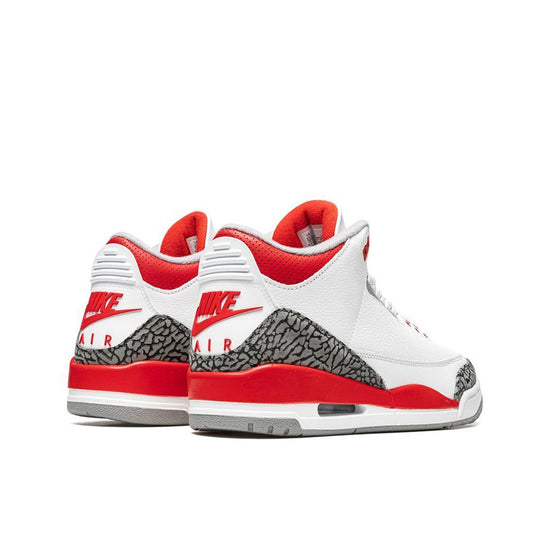 Air Jordan 3 Retro OG „Fire Red 2022“ (GS)