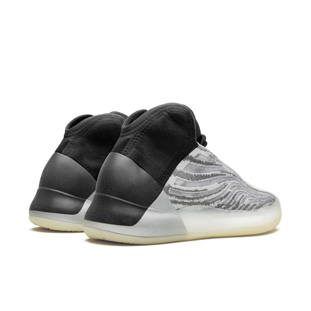 Adidas Yeezy QNTM - SN Zürich