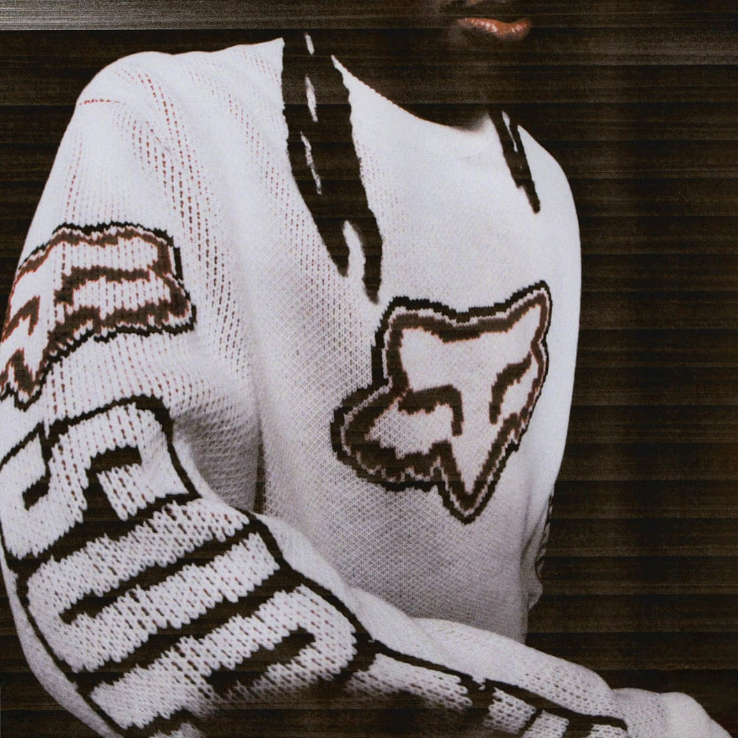 Moto Jerseys, Racing-Teile und Sportgrafiken: Warum dieser Look 2026 so stark ist
