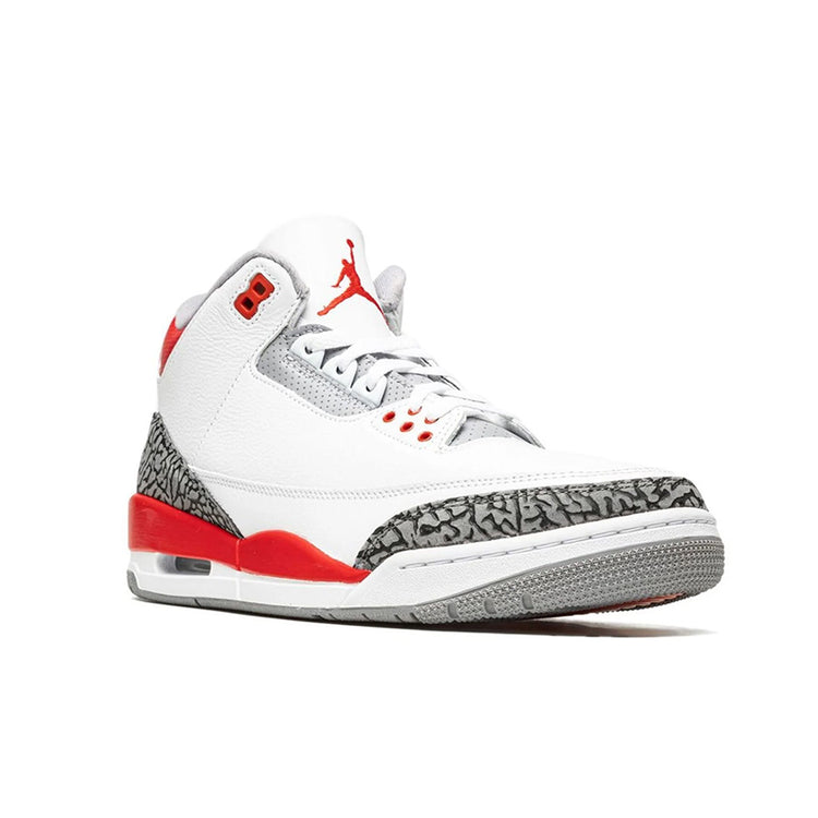 Air Jordan 3 Retro Fire Red (2022)