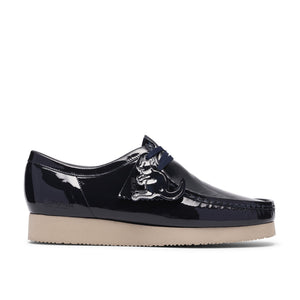 Clarks Men's Wallabee 2604 Navy Patent - EU 43