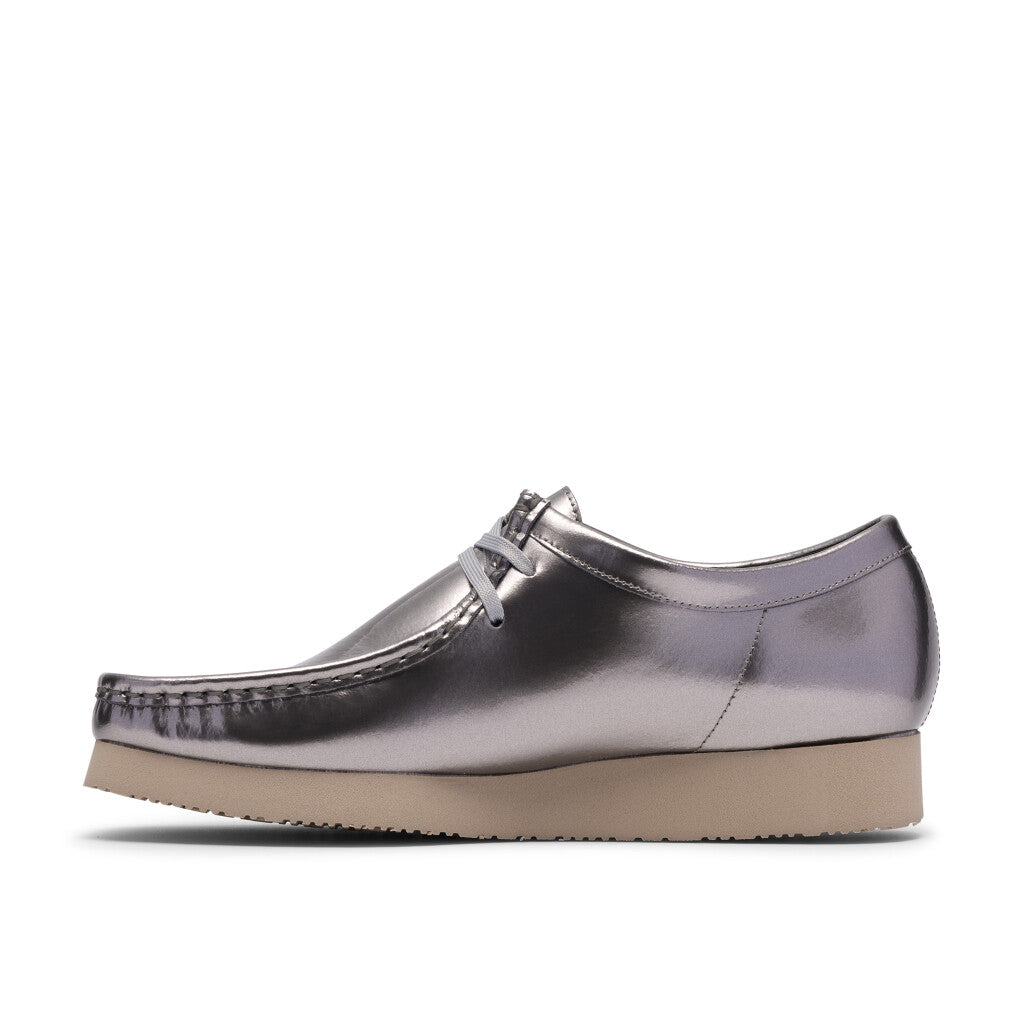 Clarks M Wallabee 2604 silver patent
