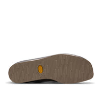 Clarks M Wallabee 2604 silver patent