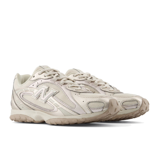 New Balance 204L – Timberwolf/Light Gold Metallic